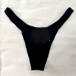 Boys and Arrows Leggy Peggy Cheeky bottom size S